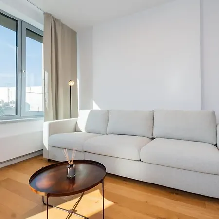 Sky Park Tower - Free Parking & Modern Style Apartment Bratislava