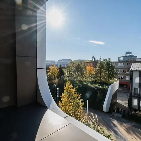 Sky Park Tower - Free Parking & Modern Style Апартаменты Братислава