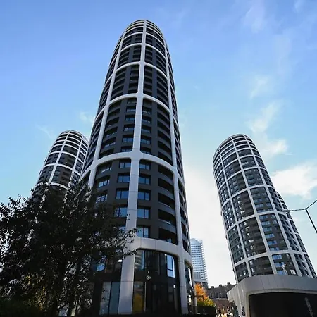 Sky Park Tower - Free Parking & Modern Style * Bratislava